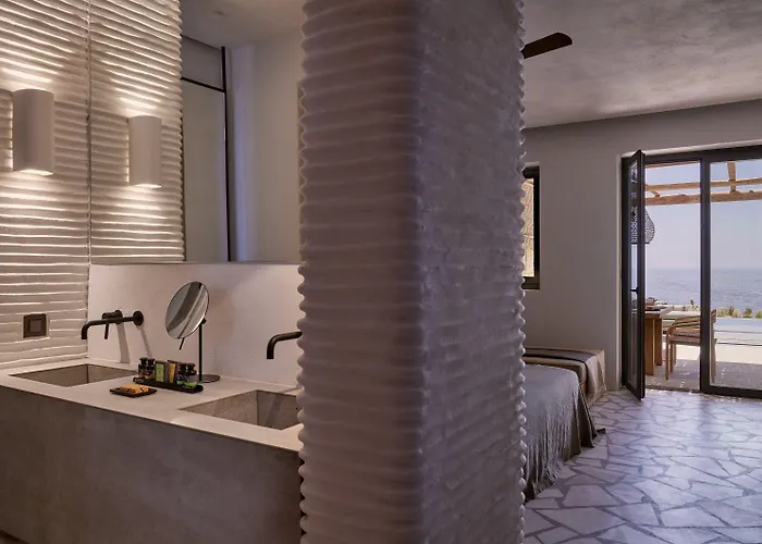 Archipelagos Hotel 5*