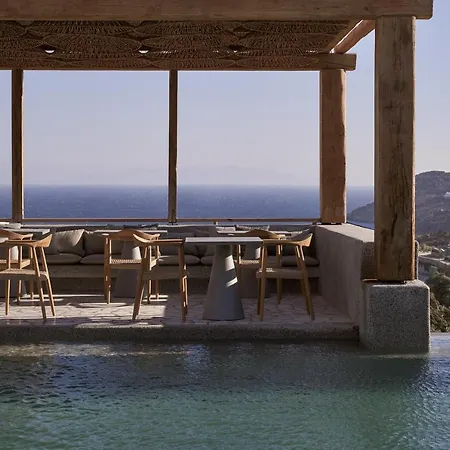 Archipelagos Hotel
